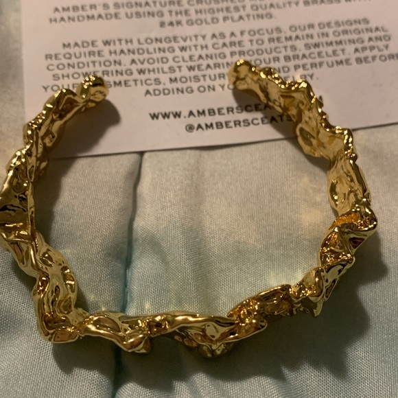 Amber Sceats Emery Cuff 24 Karat Gold Plated‎ Bangle - Picture 3 of 4